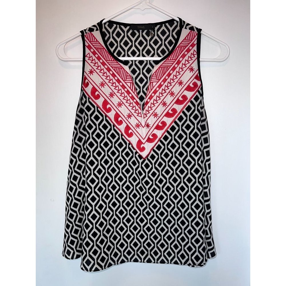 THML BOHO AZTEC SLEEVELESS BLOUSE SIZE SMALL